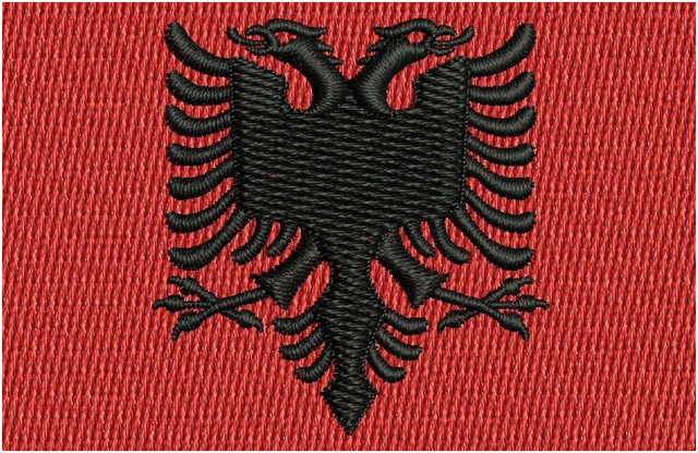 Ricamo Bandiera dell'Albania su tessuto