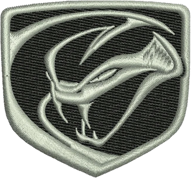Stickdatei Dodge Viper Schild mit silberner Schlange auf Stoff gestickt