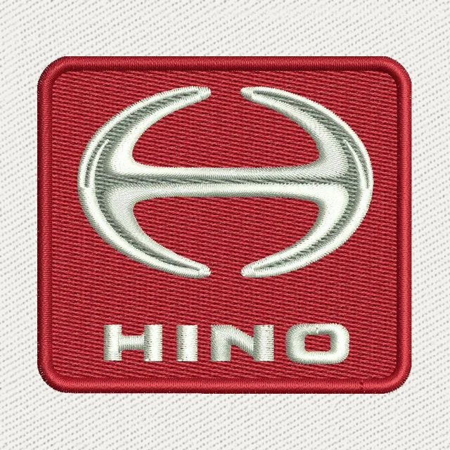 Diseño de bordado Hino emblema rojo cuadrado para camión